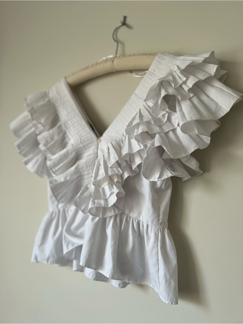 Zara Ruffle Top - Picture 7 of 8